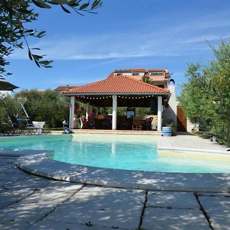 Family Friendly Apartments With A Swimming Pool Povljana, Pag - 244 Eksteriør bilde