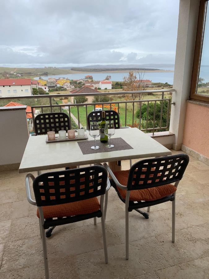 Family Friendly Apartments With A Swimming Pool Povljana, Pag - 244 Eksteriør bilde