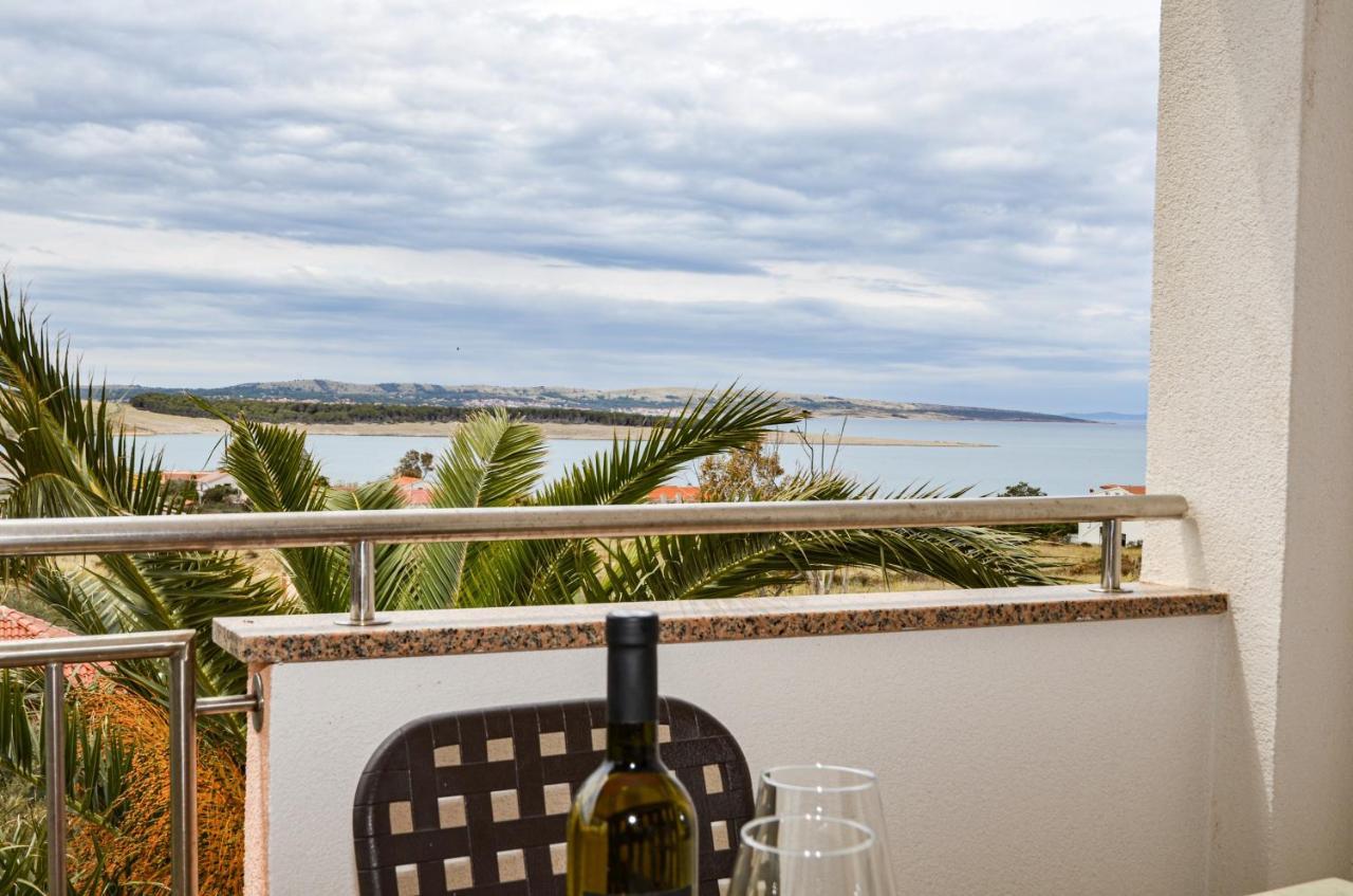 Family Friendly Apartments With A Swimming Pool Povljana, Pag - 244 Eksteriør bilde